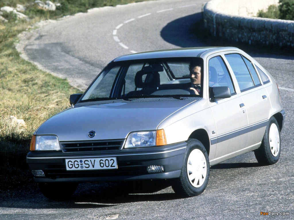 Opel Kadett 5-door (E) 1989–91 pictures (1024 x 768)