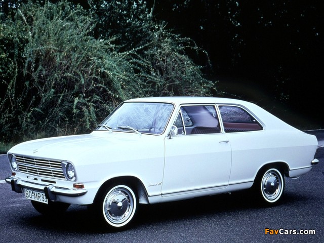 Photos of Opel Kadett LS 2-door Sedan (B) 1967–70 (640 x 480)