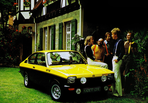 Photos of Opel Kadett GT/E (C) 1975–77