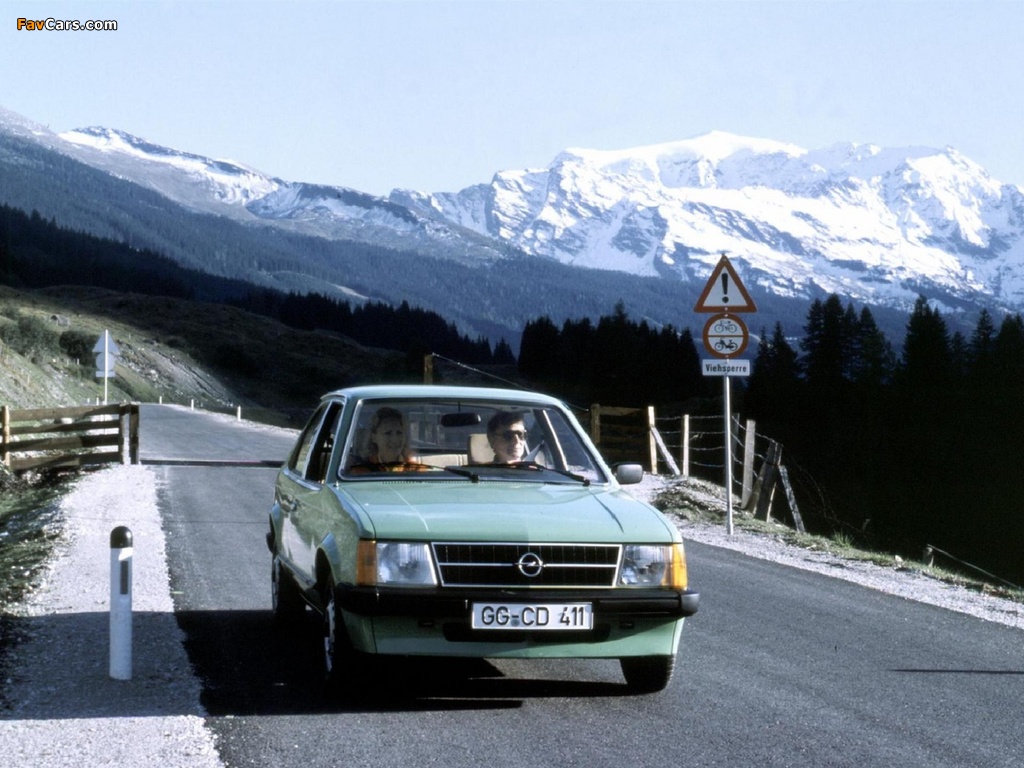 Photos of Opel Kadett 3-door (D) 1979–84 (1024 x 768)