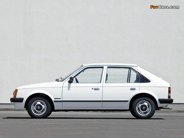 Photos of Opel Kadett 5-door (D) 1979–84 (640 x 480)