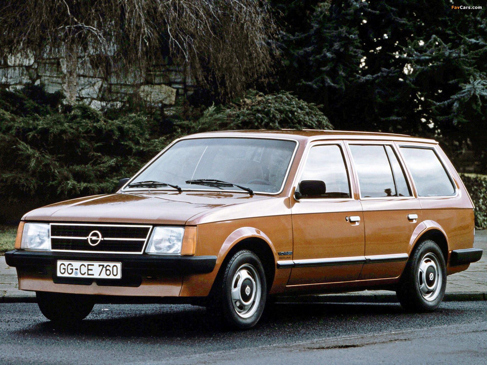 Pictures of Opel Kadett Caravan 5-door (D) 1979–84 (1600 x 1200)