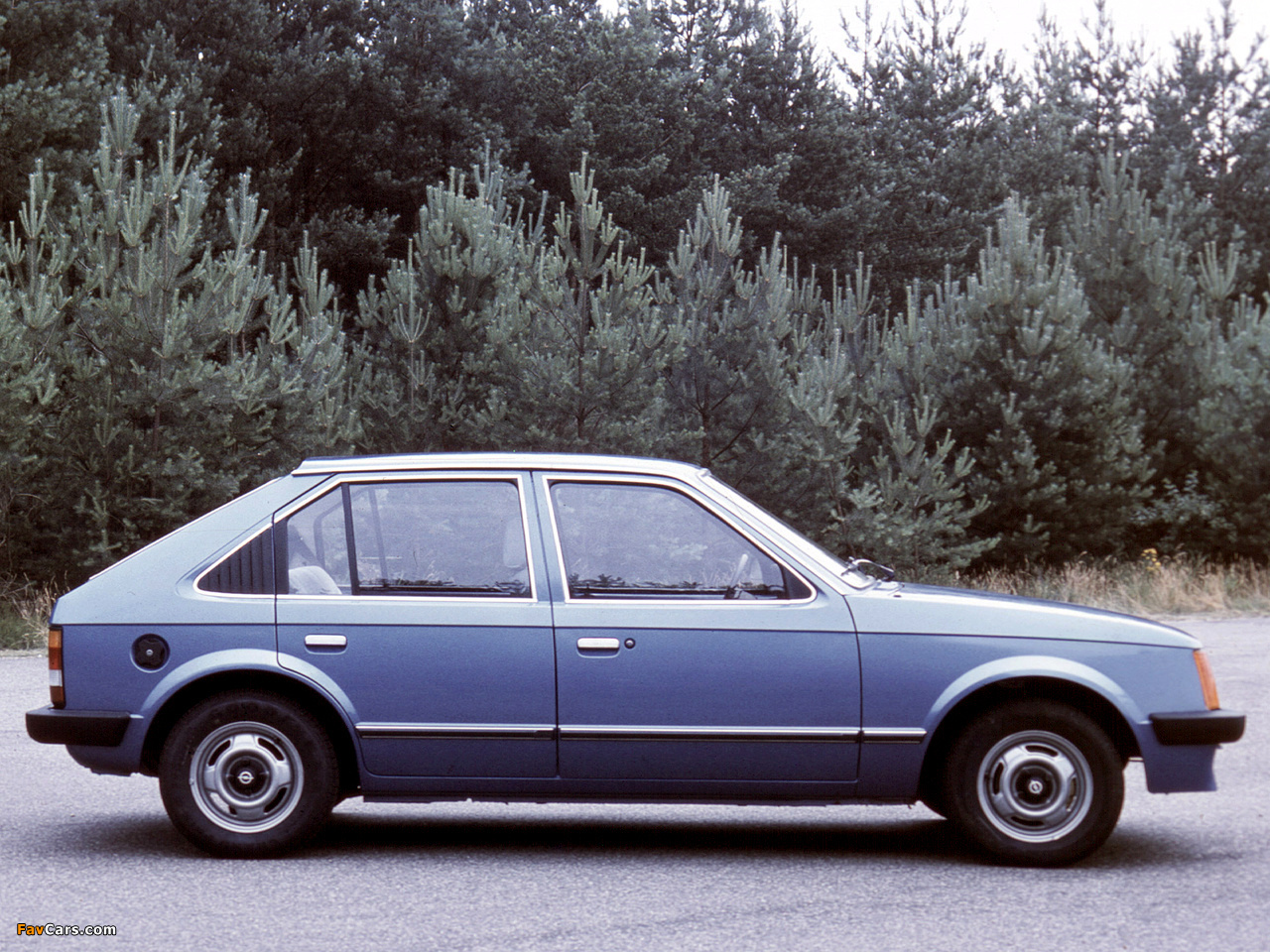Pictures of Opel Kadett 5-door (D) 1979–84 (1280 x 960)