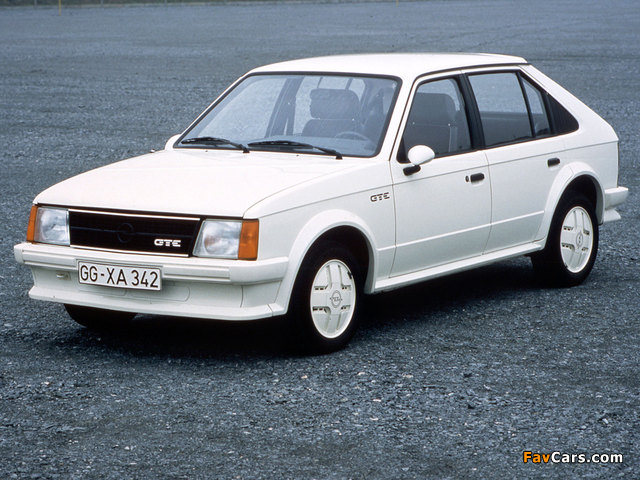 Pictures of Opel Kadett GT/E 5-door (D) 1983–84 (640 x 480)