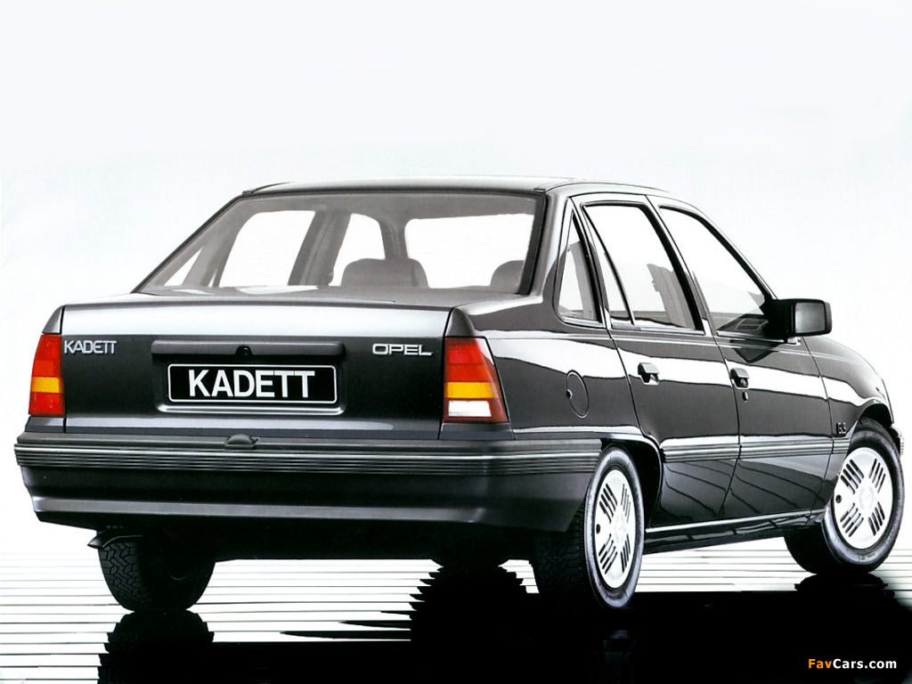 Pictures of Opel Kadett Sedan (E) 1984–89 (1024 x 768)