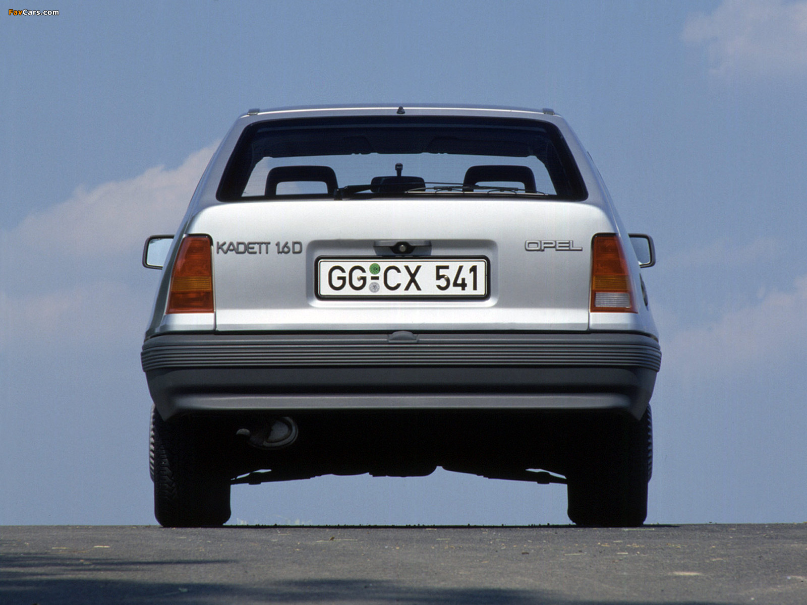 Pictures of Opel Kadett 3-door (E) 1984–89 (1600 x 1200)