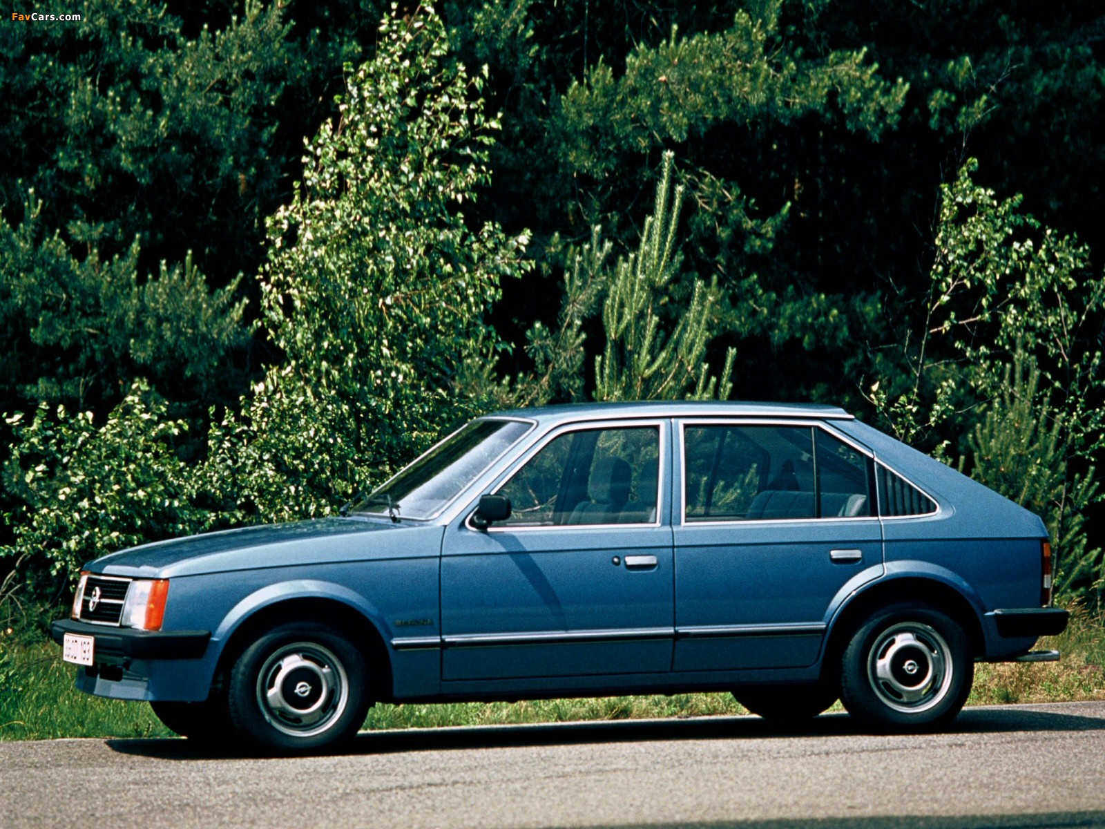 Opel Kadett 5-door (D) 1979–84 wallpapers (1600 x 1200)