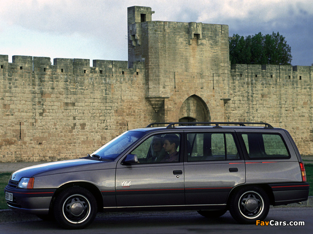 Opel Kadett Caravan (E) 1989–91 wallpapers (640 x 480)