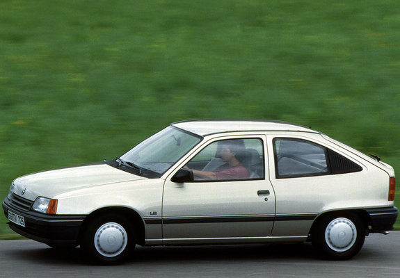Opel Kadett 3-door (E) 1989–91 wallpapers