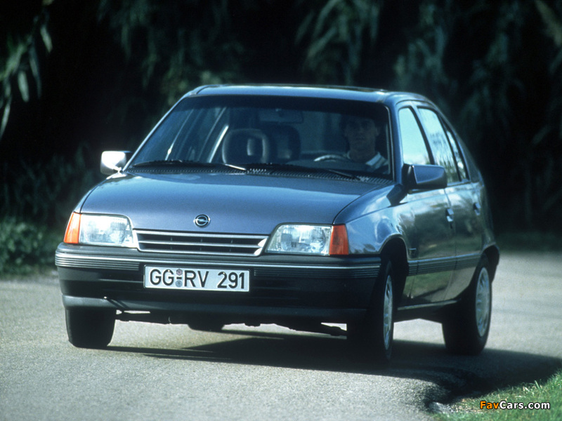 Opel Kadett 5-door (E) 1989–91 wallpapers (800 x 600)