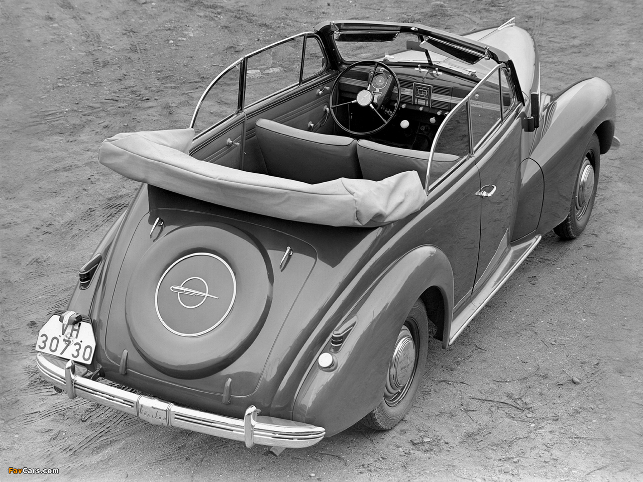Images of Opel Kapitän Cabriolet 1939–40 (1280 x 960)