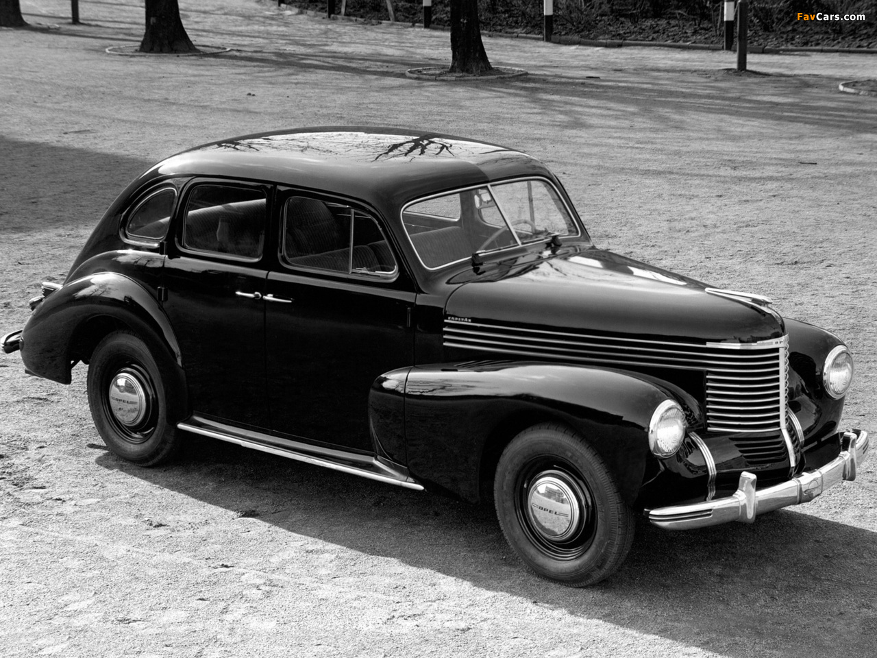 Photos of Opel Kapitän 1948–50 (1280 x 960)