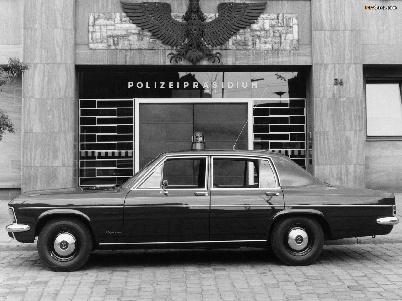 Opel Kapitän Polizei (B) 1969–70 wallpapers (1280 x 960)