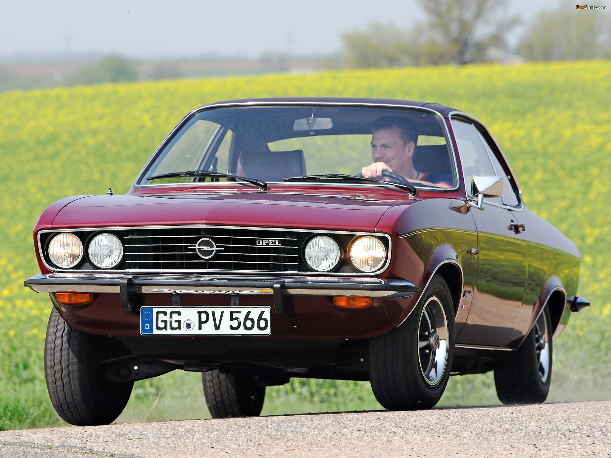 Opel Manta (A) 1970–75 photos (2048 x 1536)