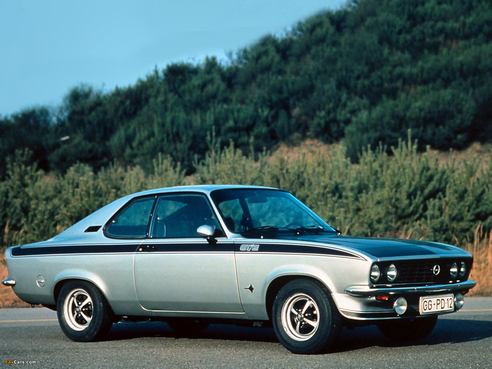 Opel Manta GT/E (A) 1974–75 wallpapers (1600 x 1200)