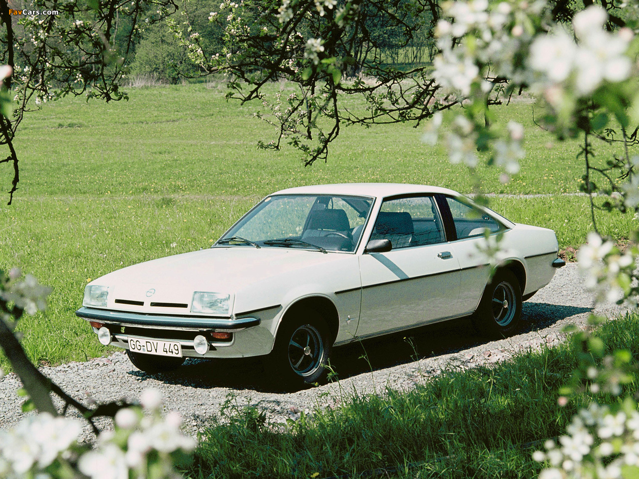 Opel Manta (B) 1975–88 wallpapers (1280 x 960)