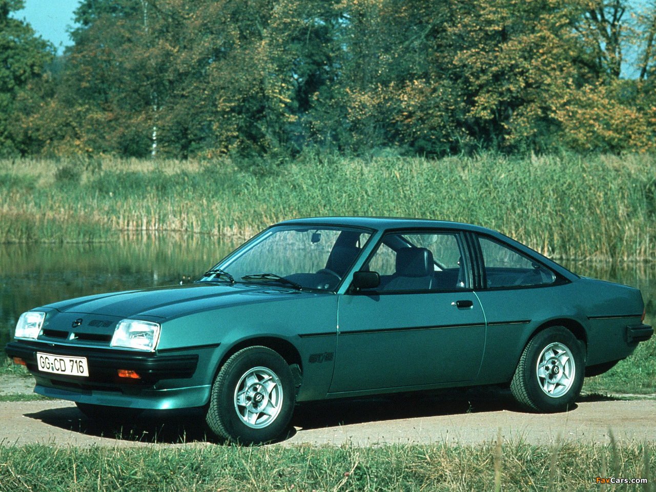 Photos of Opel Manta GT/E (B) 1977–83 (1280 x 960)