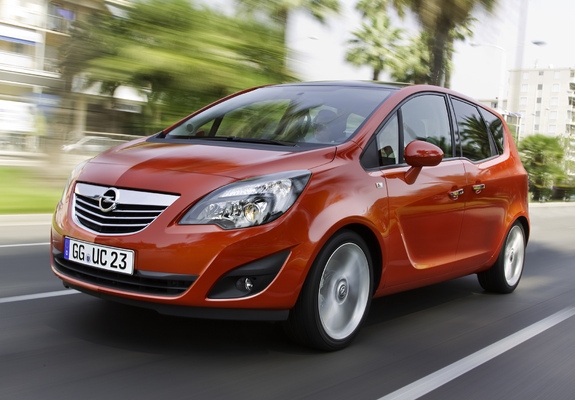 Opel Meriva (B) 2010–13 photos