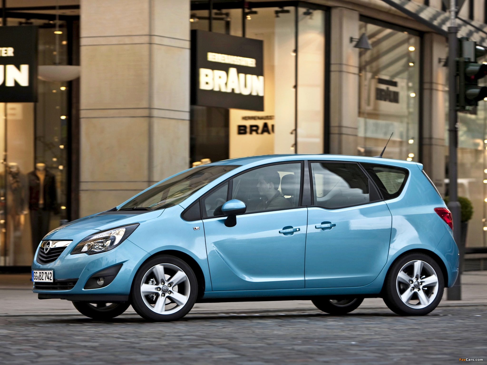 Opel Meriva (B) 2010 wallpapers (2048 x 1536)