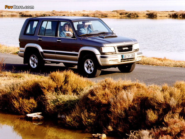 Photos of Opel Monterey 5-door 1998–99 (640 x 480)