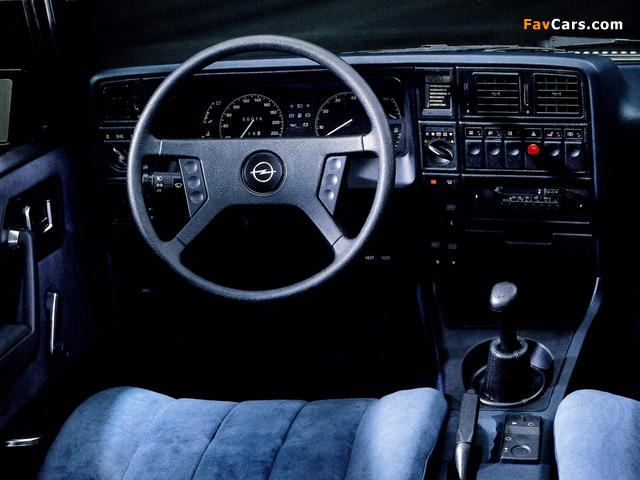 Images of Opel Monza (A2) 1982–86 (640 x 480)