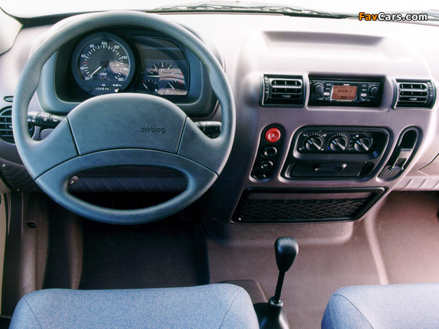 Photos of Opel Movano Van 1998–2003 (640 x 480)