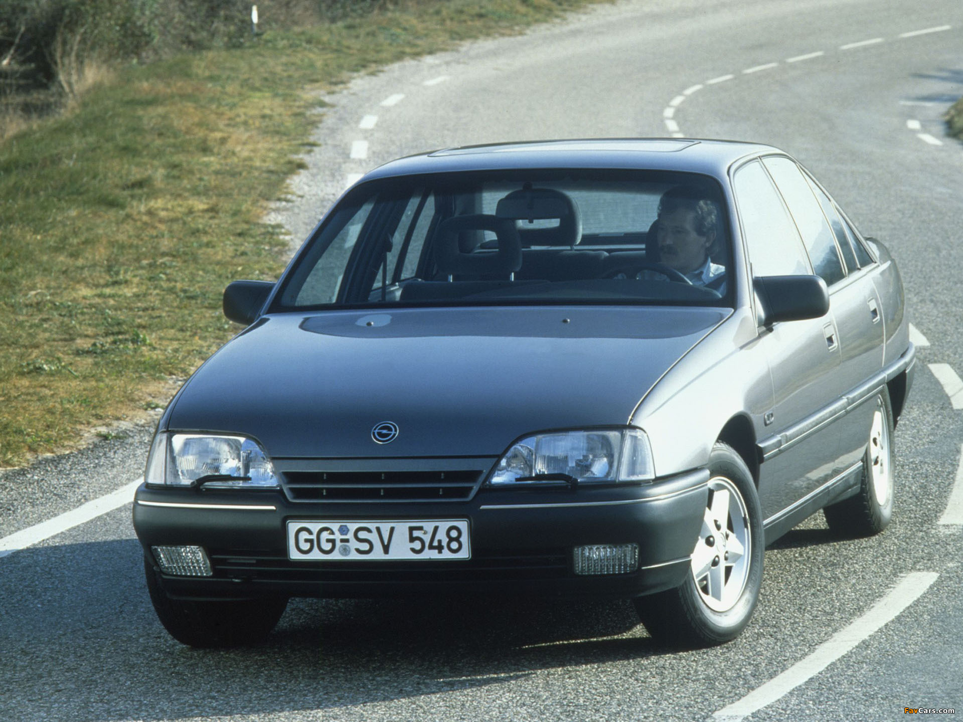 Images of Opel Omega (A) 1986–90 (1920 x 1440)