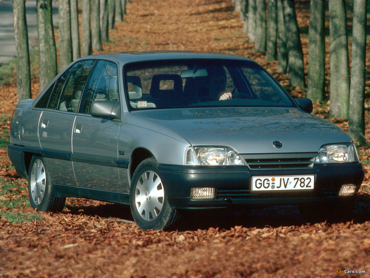 Images of Opel Omega (A) 1986–90 (1280 x 960)