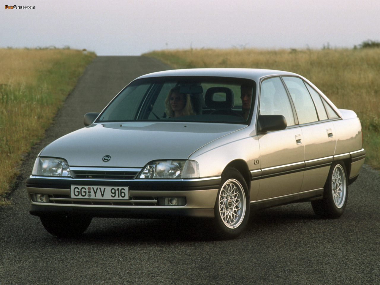 Images of Opel Omega (A) 1990–94 (1280 x 960)