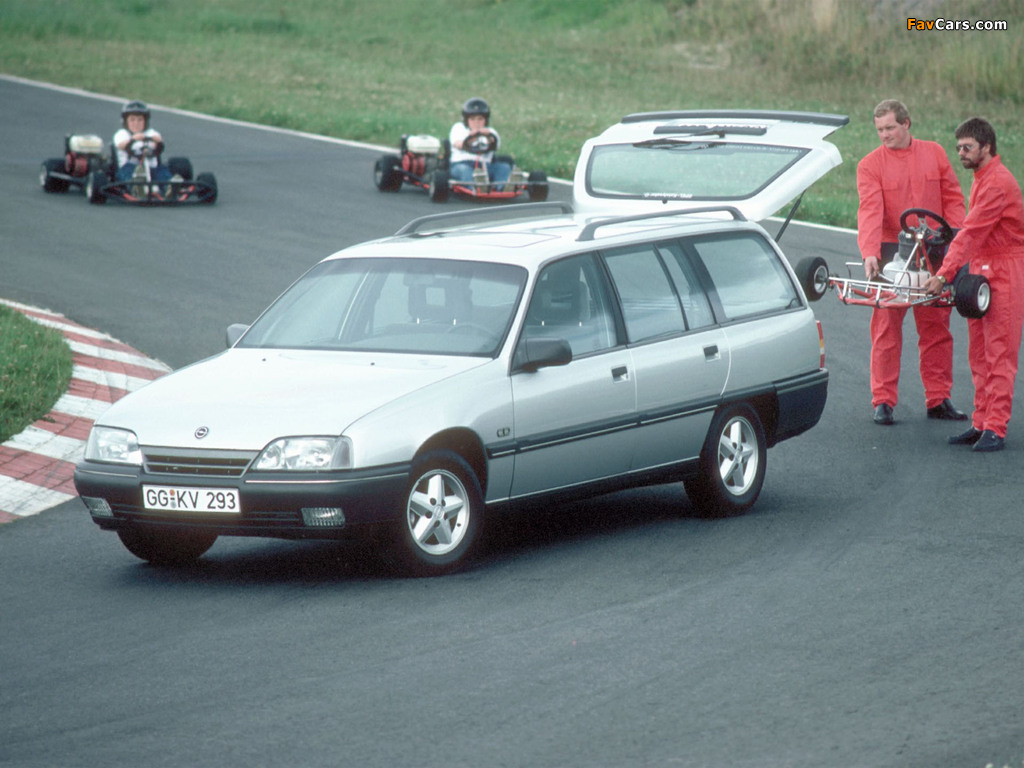 Opel Omega Caravan (A) 1986–90 pictures (1024 x 768)