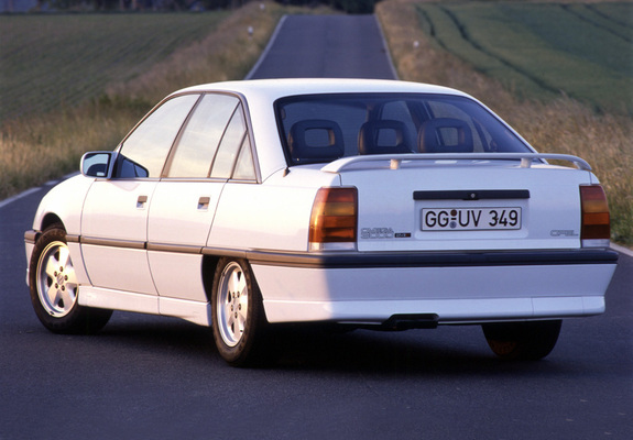 Opel Omega 3000 (A) 1987–94 images
