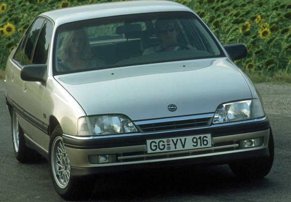 Opel Omega (A) 1990–94 photos