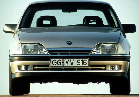 Opel Omega (A) 1990–94 photos