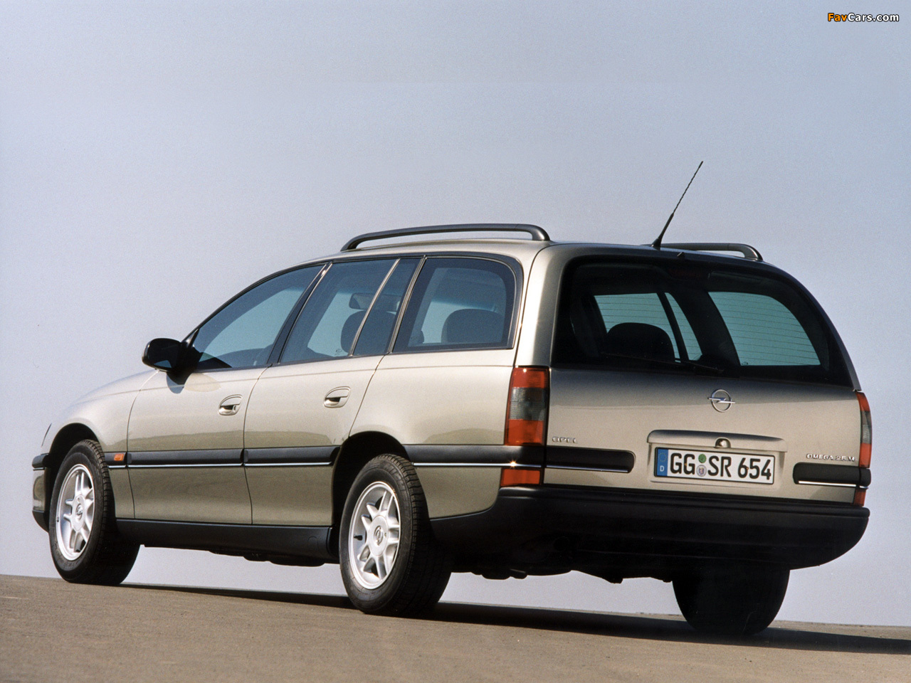 Opel Omega Caravan (B) 1994–99 photos (1280 x 960)