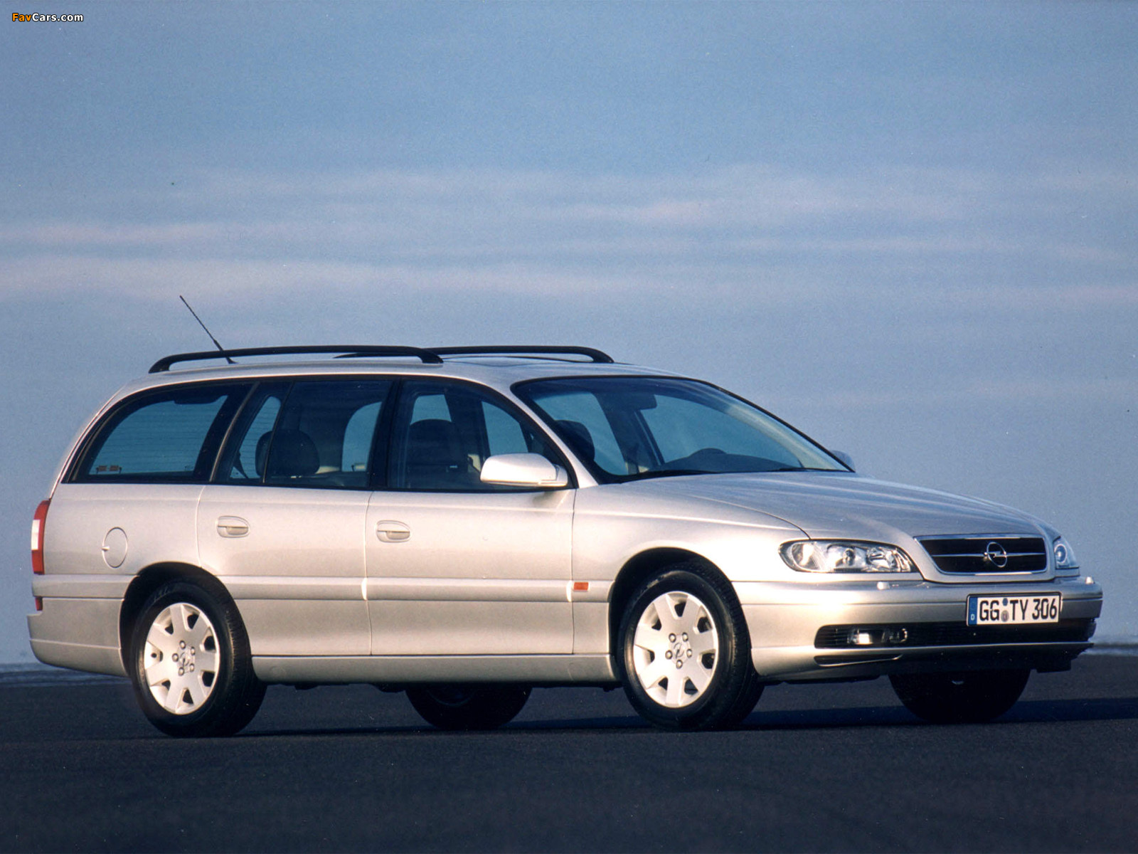Opel Omega Caravan (B) 1999–2003 photos (1600 x 1200)