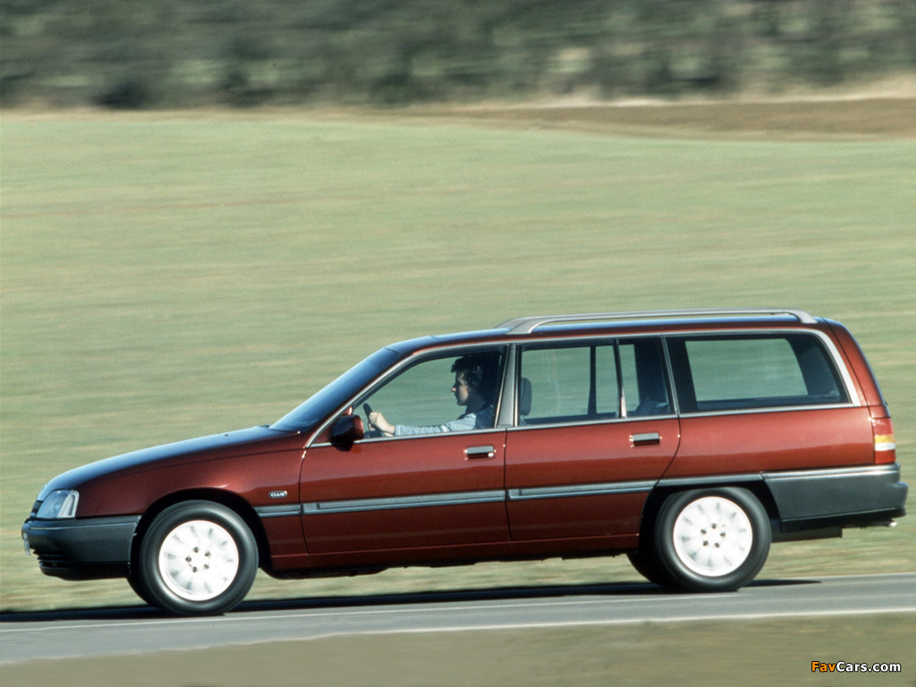 Photos of Opel Omega Caravan (A) 1986–90 (1024 x 768)