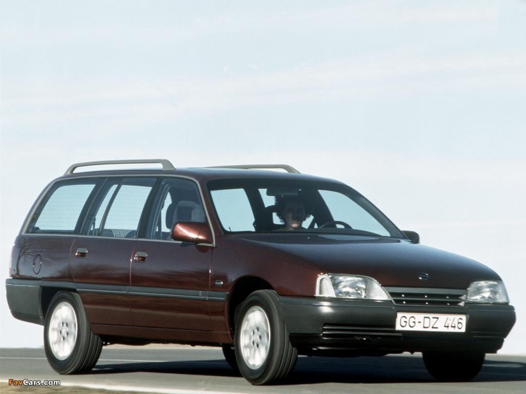 Photos of Opel Omega Caravan (A) 1986–90 (1024 x 768)