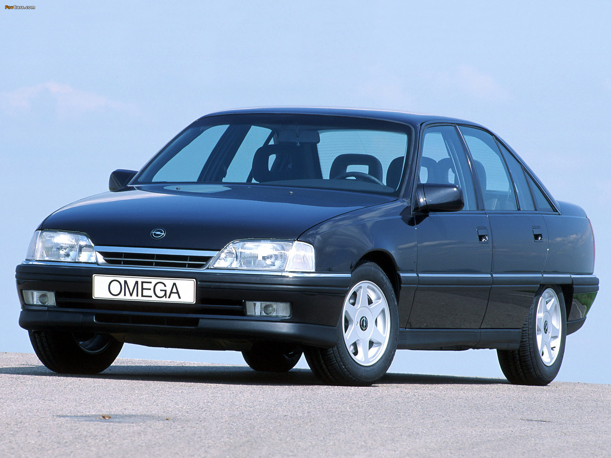 Photos of Opel Omega (A) 1990–94 (2048 x 1536)
