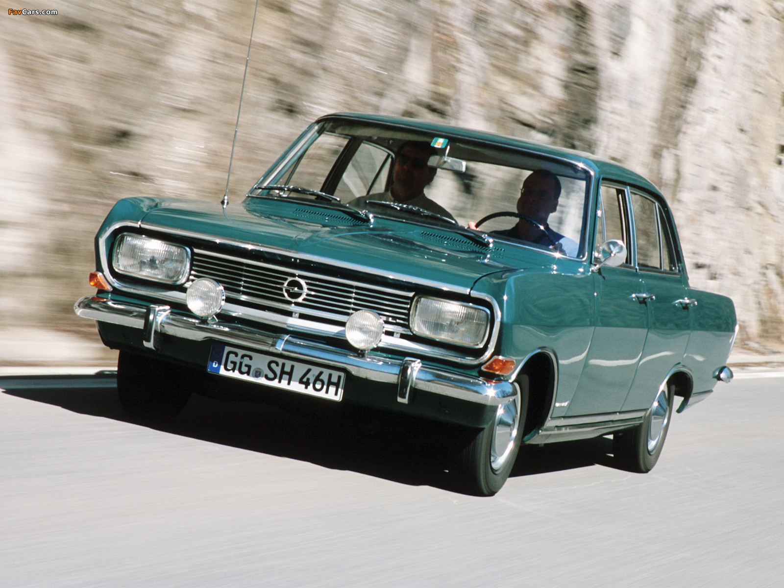 Opel Rekord Sedan (B) 1965–66 pictures (1600 x 1200)