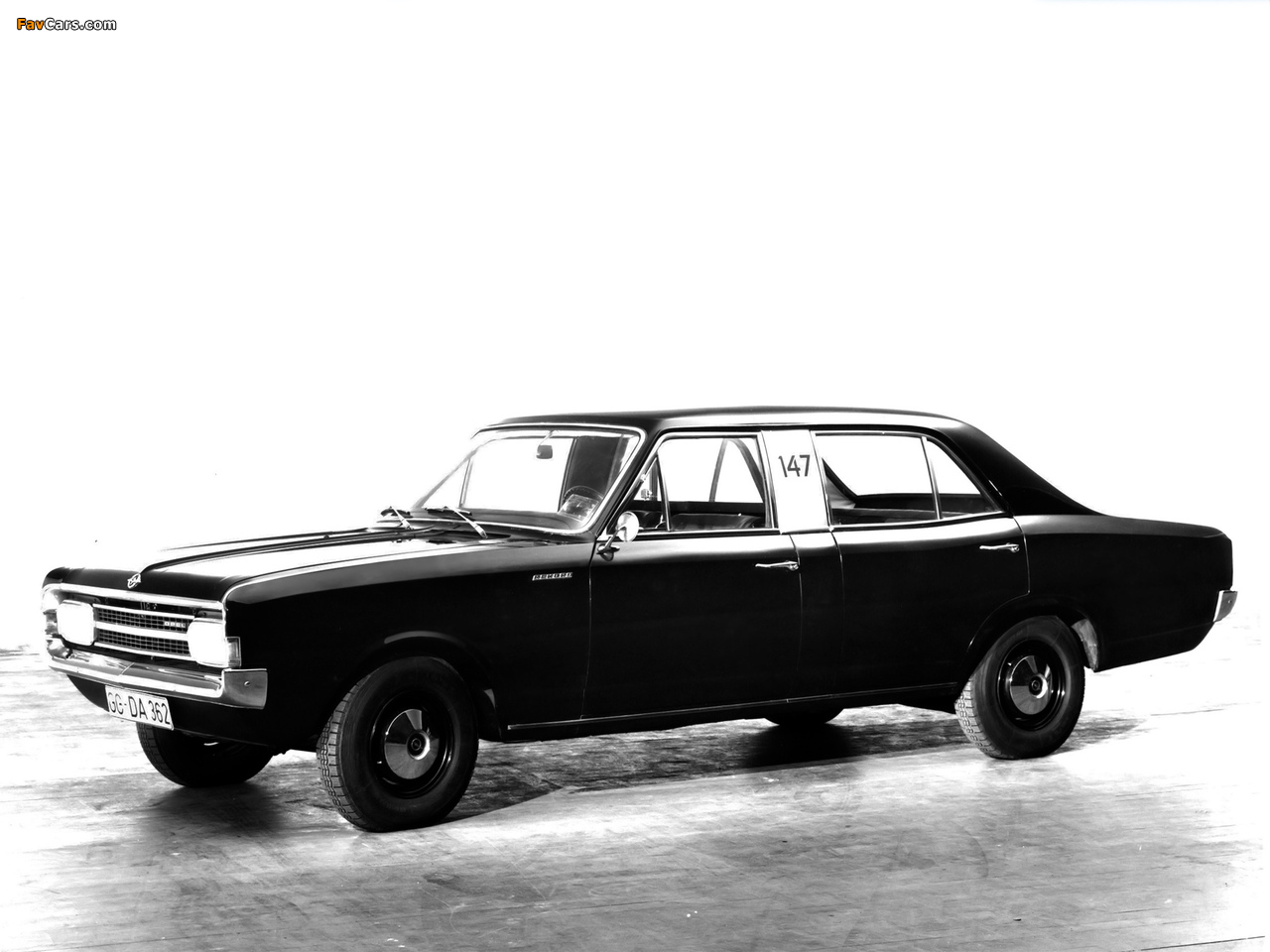Opel Rekord Sedan Taxi (C) 1966–71 wallpapers (1280 x 960)