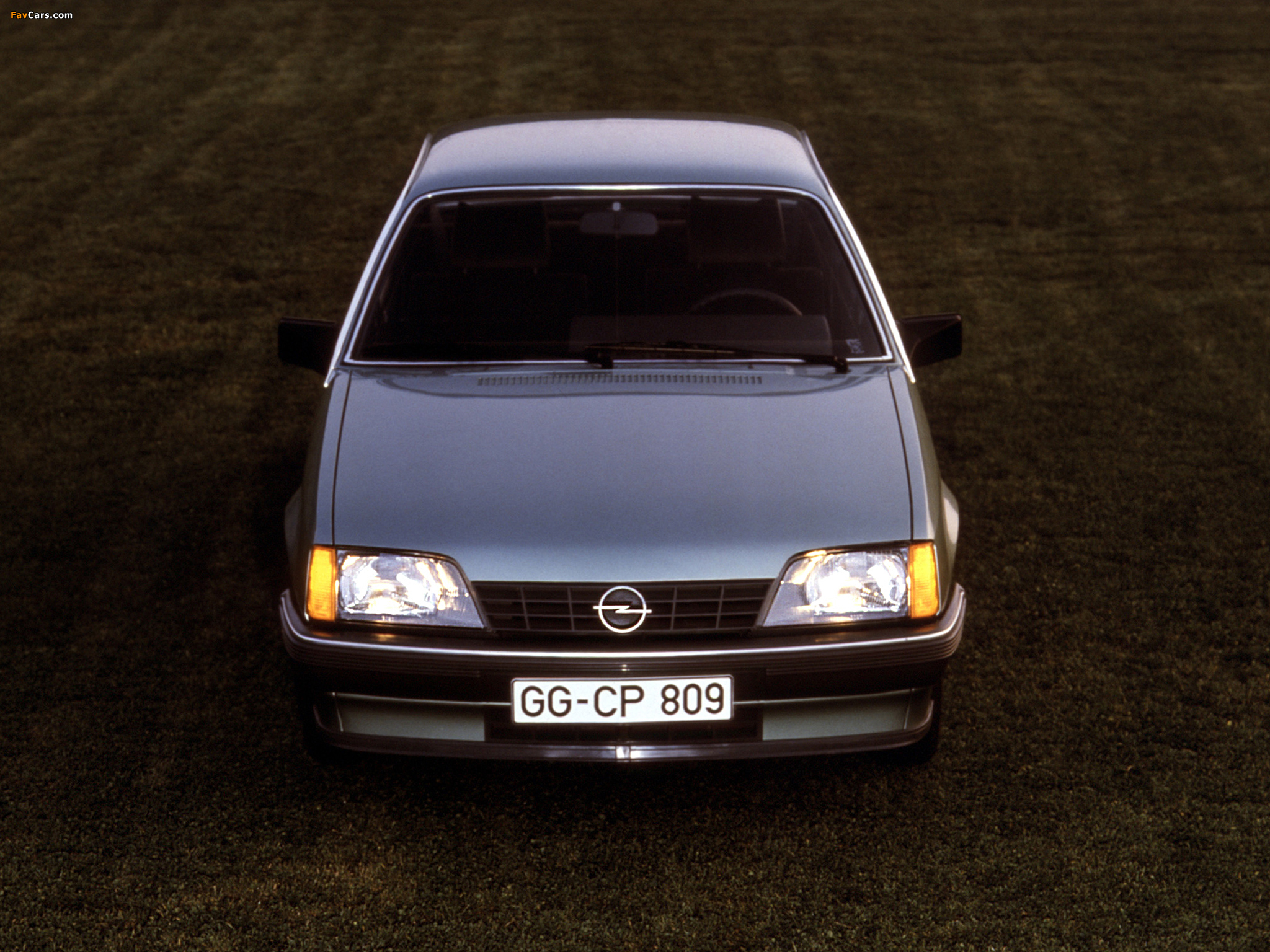 Opel Rekord (E2) 1982–86 images (2048 x 1536)