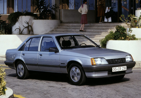 Opel Rekord (E2) 1982–86 photos