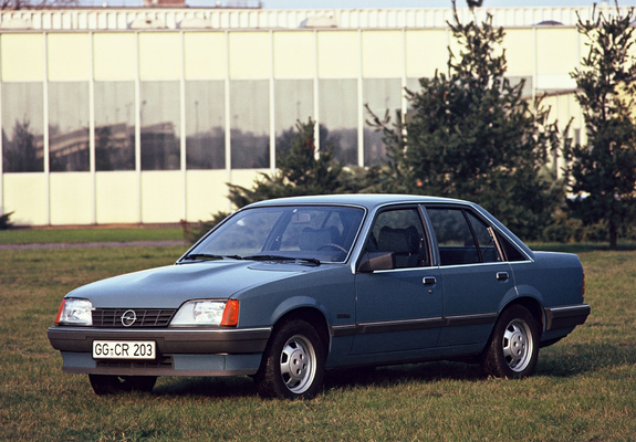 Opel Rekord (E2) 1982–86 wallpapers