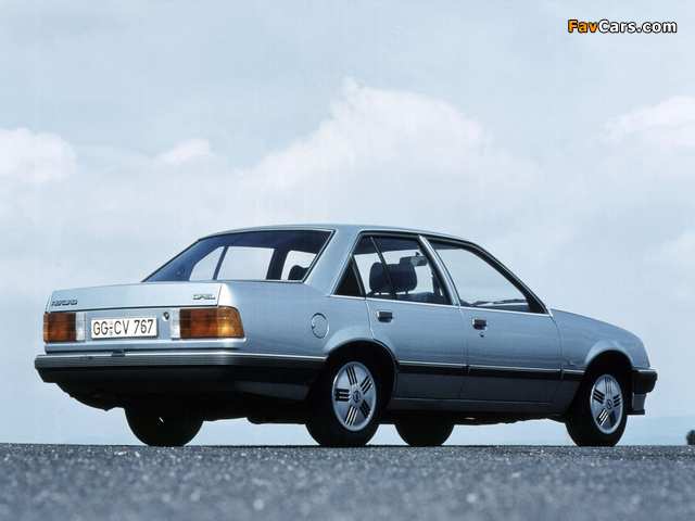 Opel Rekord (E2) 1982–86 wallpapers (640 x 480)