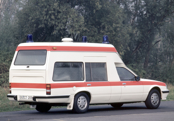 Opel Senator Krankenwagen (A2) images