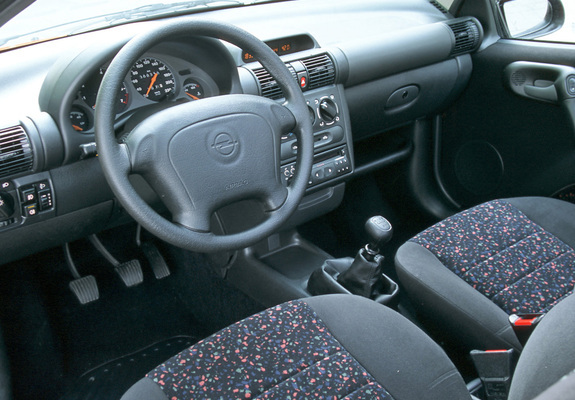 Opel Tigra 1994–2000 pictures