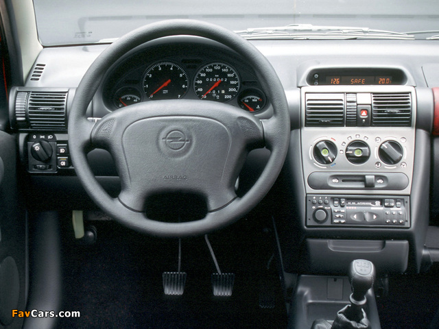 Opel Tigra 1994–2000 pictures (640 x 480)