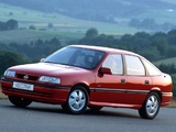 Images of Opel Vectra GT Hatchback (A) 1992–94