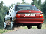 Images of Opel Vectra Sedan (A) 1992–95