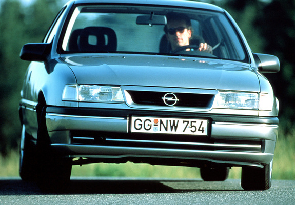Images of Opel Vectra V6 (A) 1993–95